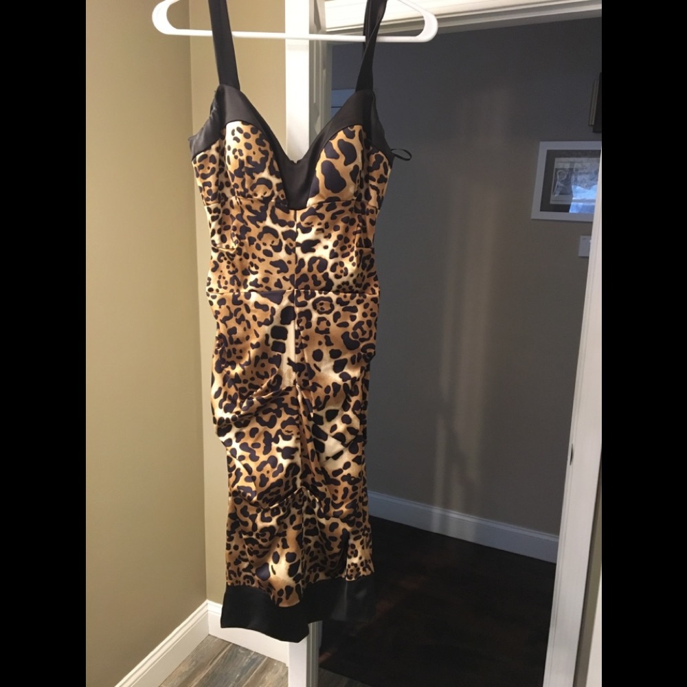 Cache cheetah bodycon dress